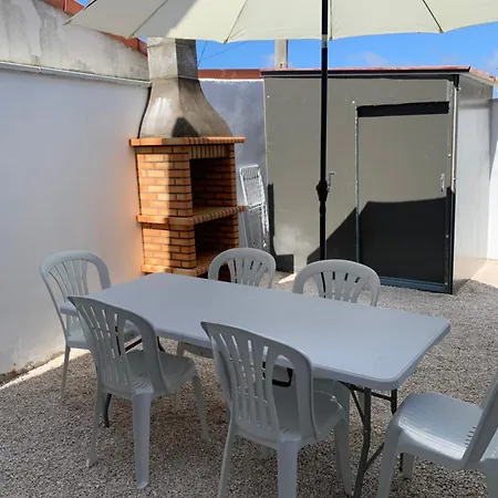 Maison De Vacances Szálloda Pombal